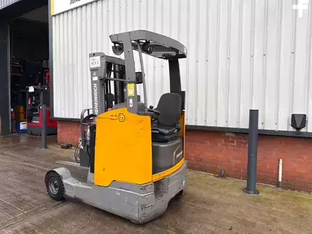 Chariots à mât rétractable 2016  Jungheinrich ETV C16 X SP GE 105-500 DZ (1)