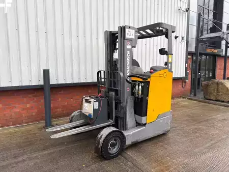 Chariots à mât rétractable 2016  Jungheinrich ETV C16 X SP GE 105-500 DZ (2)