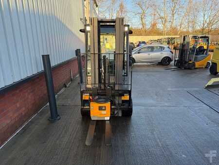 Elektromos 4 kerekű 2019  Jungheinrich EFG 320 SP GE 100-440 DZ (3)