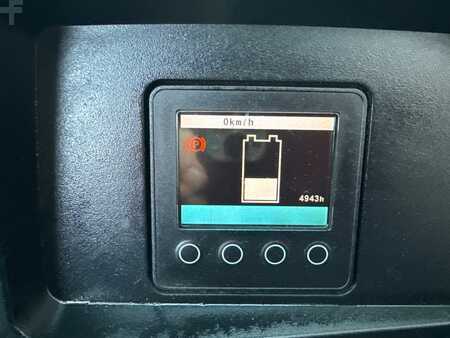 Carrelli elettrici 4 ruote 2015  Jungheinrich EFG 425ks SP GE 100-440 DZ (5)