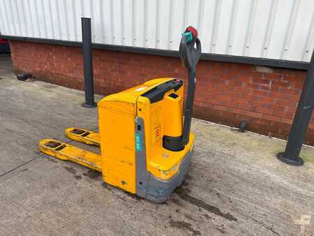 Wózki niskiego podnoszenia 2022  Jungheinrich EJE 116 100-54 (1)