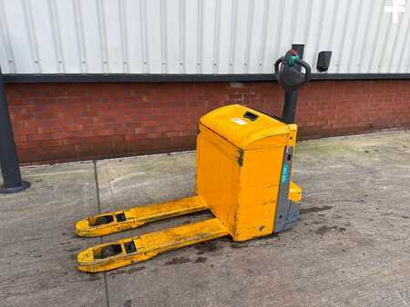 Wózki niskiego podnoszenia 2022  Jungheinrich EJE 116 100-54 (2)