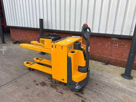 Ståstaplare 2014  Jungheinrich EJE C20 115-54 (1)