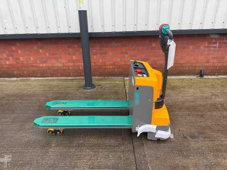 Wózki niskiego podnoszenia 2024  Jungheinrich EJE M13 540-1150 (2)