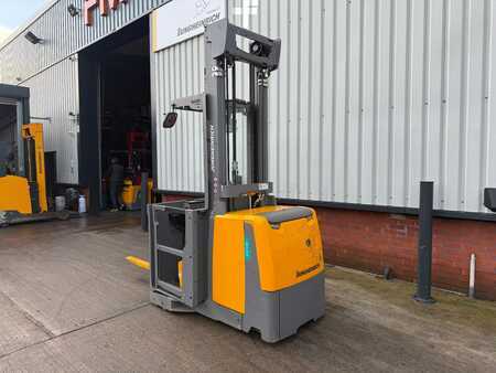 Horizontální vychystávací vozík 2021  Jungheinrich EKS 210 Z+F 115-425 ZT (5)