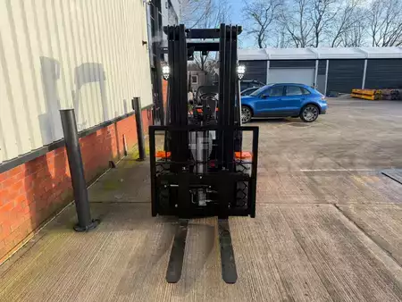 Chariots élévateurs GPL 2026  HC (Hangcha) CPYD30-XH31B1 (5)