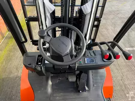 Chariots élévateurs GPL 2026  HC (Hangcha) CPYD30-XH31B1 (9)