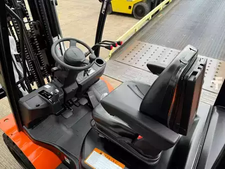 Chariots élévateurs GPL 2026  HC (Hangcha) CPYD30-XH31B1 (9)