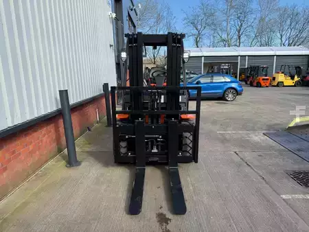 Chariots élévateurs GPL 2026  HC (Hangcha) CPYD50-XXH11BN (4)