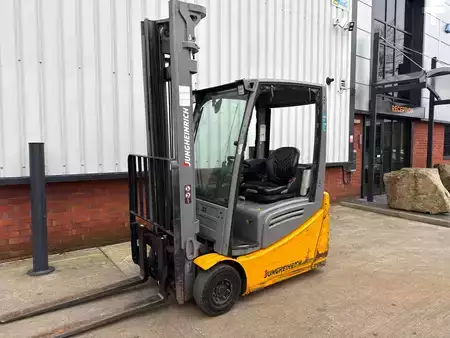 Elektrisk- 3 hjul 2019  Jungheinrich EFG 216K 400ZT (1)