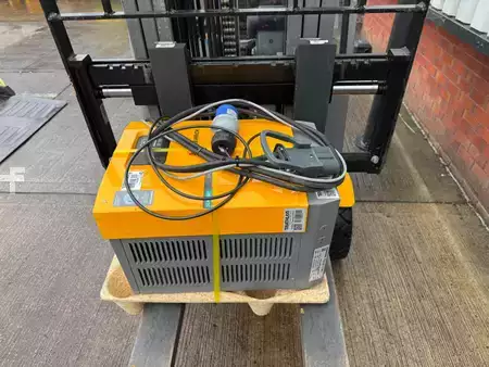 Elektro tříkolové VZV 2017  Jungheinrich EFG 110k SP GE 100-480 DZ - New Battery (14)
