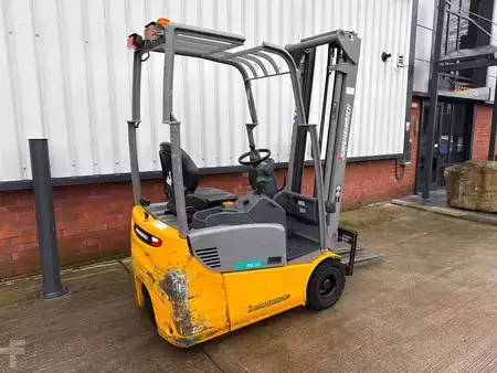 Chariots électriques à 3 roues 2019  Jungheinrich EFG 113 SP GE 100-360 ZT (8)