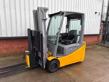 El Truck - 3-hjul 2016  Jungheinrich EFG 220 SP GE 115-440 DZ (1)