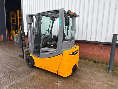 El Truck - 3-hjul 2016  Jungheinrich EFG 220 SP GE 115-440 DZ (2)