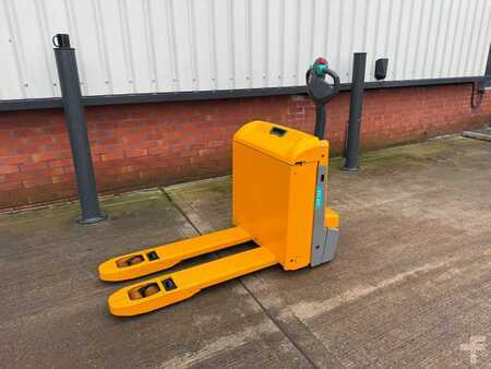 Lavtløftende truck 2021  Jungheinrich EJE 116 100-51 (1)