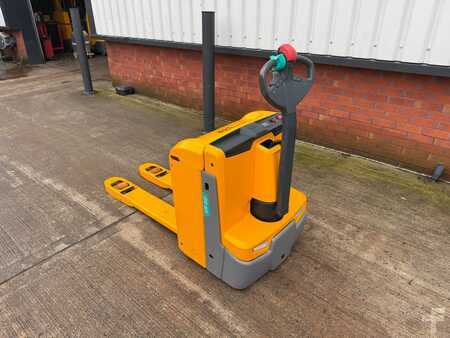 Lavtløftende truck 2019  Jungheinrich EJE 222 115-54 (4)