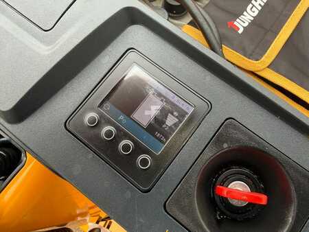 Lavtløftende truck 2019  Jungheinrich EJE 222 115-54 (8)