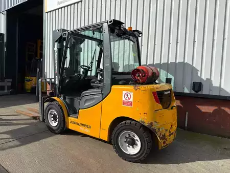 Carretilla elevadora GLP 2014  Jungheinrich TFG 550s 200-517 DZ (2)