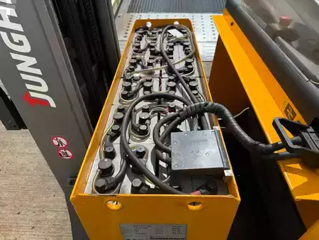 Reach Trucks 2019  Jungheinrich ETV C16 (13)