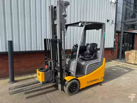 Elektro tříkolové VZV 2019  Jungheinrich EFG 215 SP GE 100-550DZ (1)