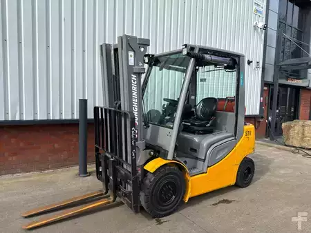 Gas truck 2019  Jungheinrich TFG 425s SP GE 100-470DZ (1)