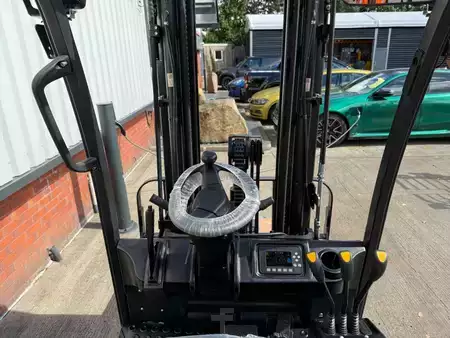 Elektromos 3 kerekű 2026  LGIV CPDS18A - Li Ion 277Ah (9)