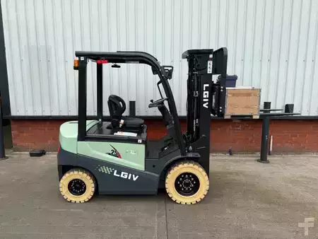 El truck - 4 hjulet 2026  LGIV CPCD25 - Li Ion 412Ah (6)