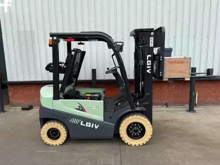 El truck - 4 hjulet 2026  LGIV CPCD25 - Li Ion 412Ah (7)