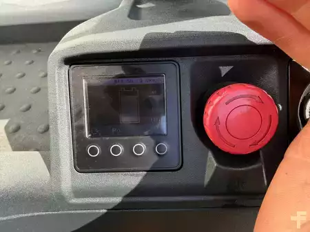 Préparateurs de commande horizontaux 2021  Jungheinrich ECE 220 100-66 (5)