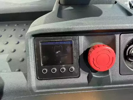 Préparateurs de commande horizontaux 2021  Jungheinrich ECE 220 100-66 (6)