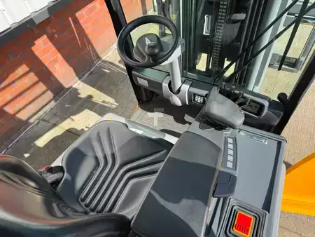Eléctrica de 4 ruedas 2016  Jungheinrich EFG 320 SP GE 115 470 DZ (8)