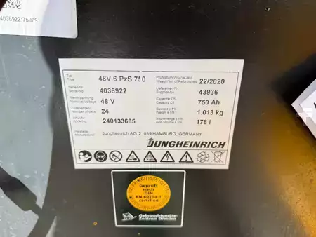 Eléctrica de 4 ruedas 2016  Jungheinrich EFG 320 SP GE 115 470 DZ (9)