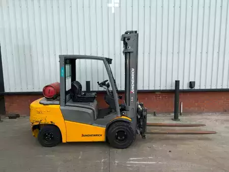 Chariots élévateurs GPL 2020  Jungheinrich TFG 430 G ZVG 180-400 ZT (4)