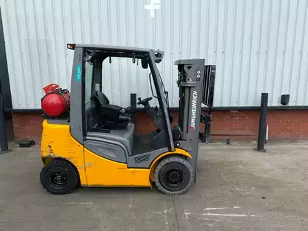 Chariots élévateurs GPL 2016  Jungheinrich TFG 425s 100-440 DZ (6)