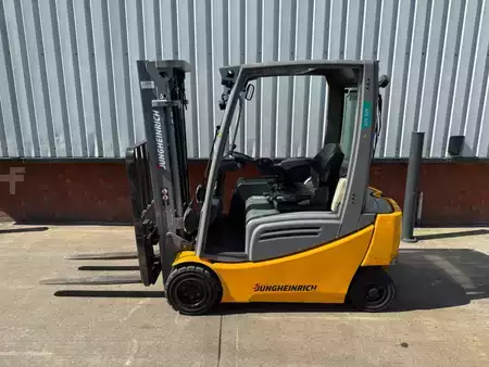 El truck - 4 hjulet 2019  Jungheinrich EFG 320 (5)