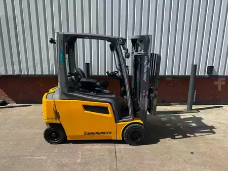El truck - 4 hjulet 2019  Jungheinrich EFG 320 (6)