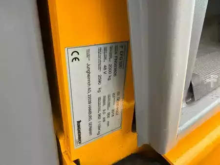 Elektro čtyřkolový VZV 2018  Jungheinrich EFG 320 SP GE 80-440 DZ (10)