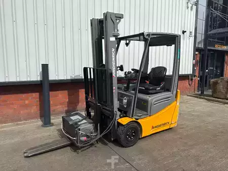 Elektro tříkolové VZV 2020  Jungheinrich EFG 215 SP GE 120-500DZ (1)