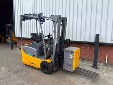 Elektro tříkolové VZV 2021  Jungheinrich EFG 113 SP GE 120-435 DZ (3)
