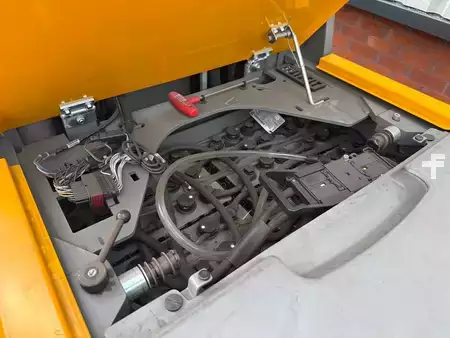 Horizontální vychystávací vozík 2023  Jungheinrich EKS 310s Z+S 100-475 DT (6)