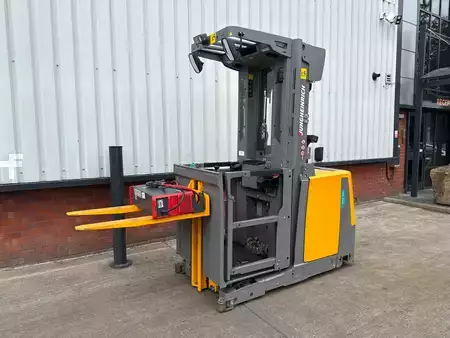 Horizontální vychystávací vozík 2023  Jungheinrich EKS 310s Z+S 100-475 DT (3)