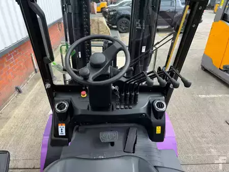Elektro čtyřkolový VZV 2026  Jungheinrich CBH 2.5 - Full Cab - Li Ion (9)