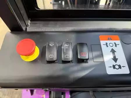 Elektro čtyřkolový VZV 2026  Jungheinrich CBH 2.0 - Full Cab - Li Ion (16)