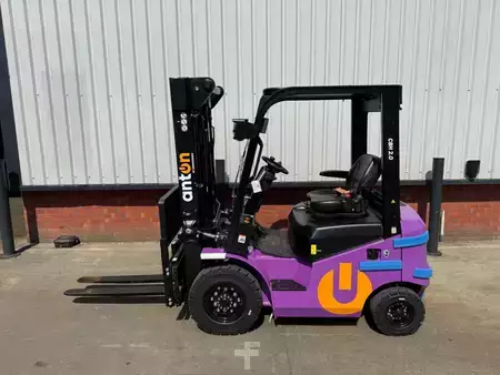 Elektro čtyřkolový VZV 2026  Jungheinrich CBH 2.0 - Half Cab - Li Ion (2)