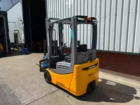 3-wiel elektrische heftrucks 2022  Jungheinrich EFG 213 SP ZVG+G 115-330DZ (3)