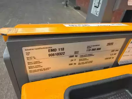 VZV s plošinou pro řidiče 2020  Jungheinrich EMD 118 119-55 060MM (3)