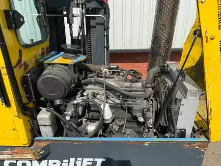 Chariots multidirectionnels 2021  Combilift C2500 LPG (14)