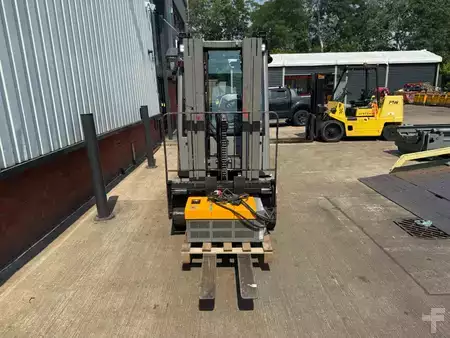 4-wiel elektrische heftrucks 2024  Jungheinrich EFG 425k E GE120-440DZ - Li-Ion (3)