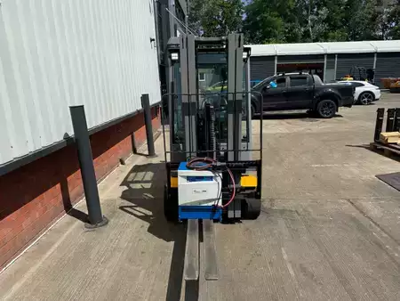 Carrelli elettrici 4 ruote 2022  Jungheinrich EFG 320 GE115-440DZ (7)