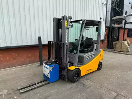 Carrelli elettrici 4 ruote 2022  Jungheinrich EFG 320 GE115-440DZ (1)